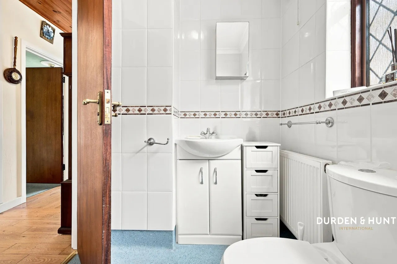 Hambro Avenue, Rayleigh, SS6, photo 13