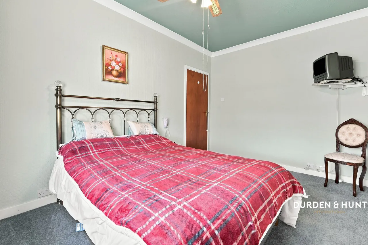 Hambro Avenue, Rayleigh, SS6, photo 9