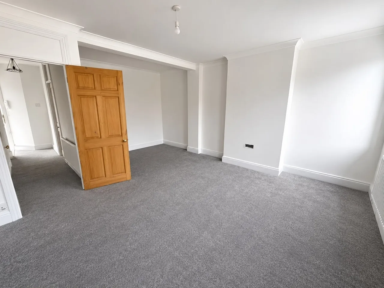 Joel Street, Northwood, HA6 1PA, photo 2