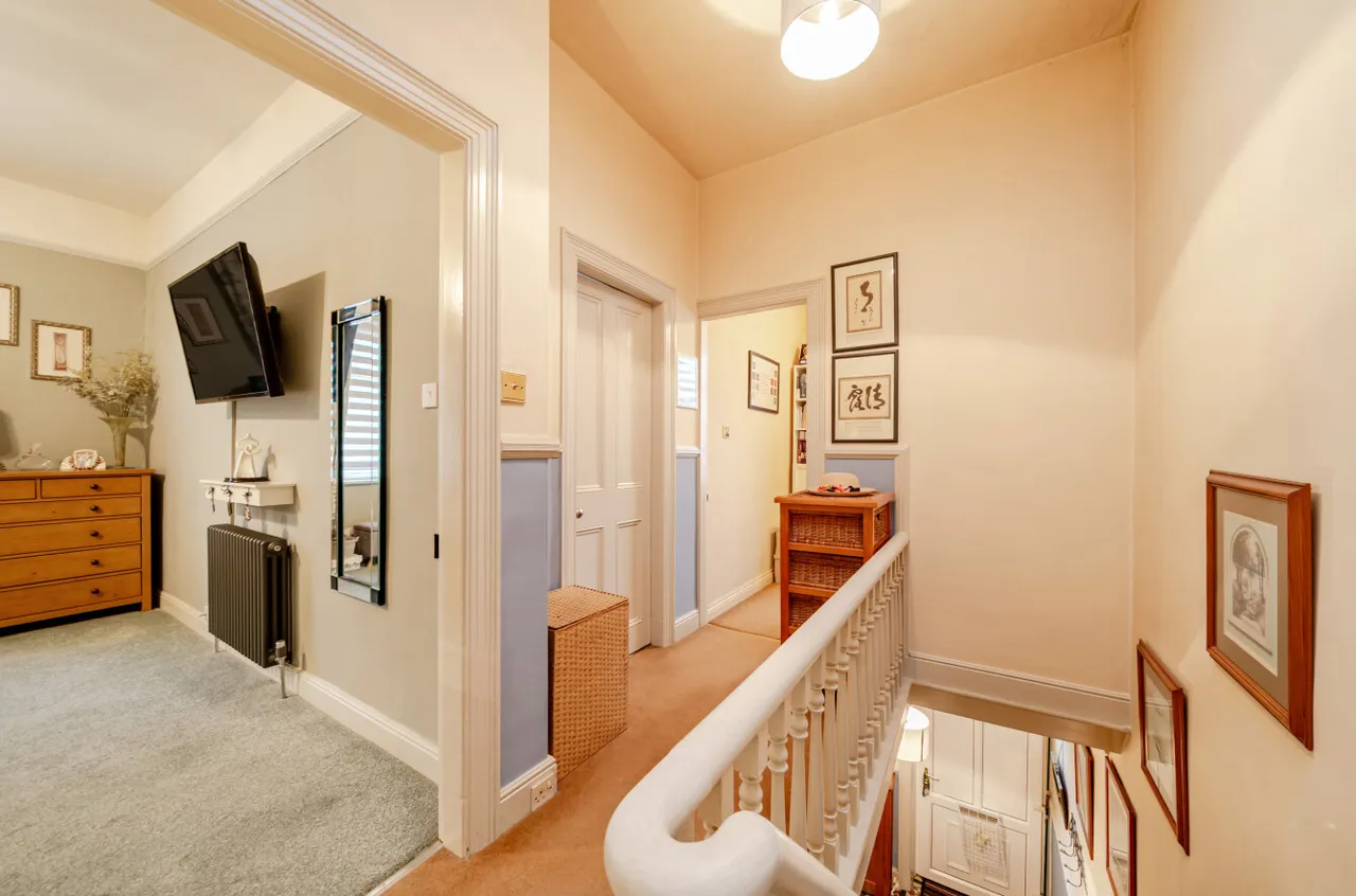Laburnum Street, Farsley, LS28, photo 8