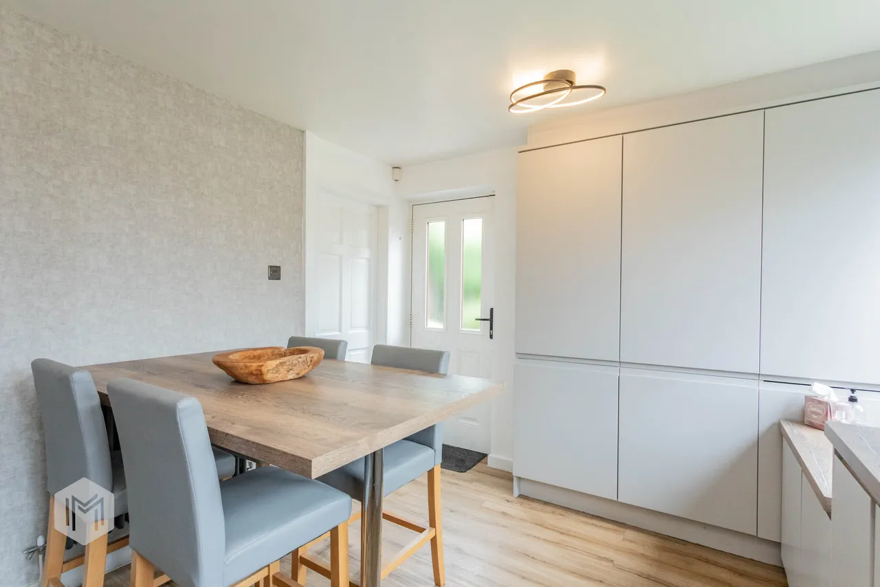 Weavers Green, Farnworth, Bolton, BL4 9AY, photo 6