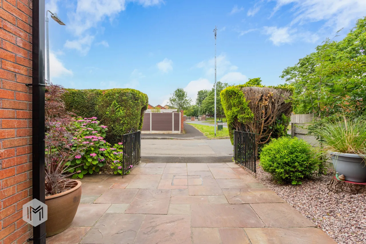 Weavers Green, Farnworth, Bolton, BL4 9AY, photo 15