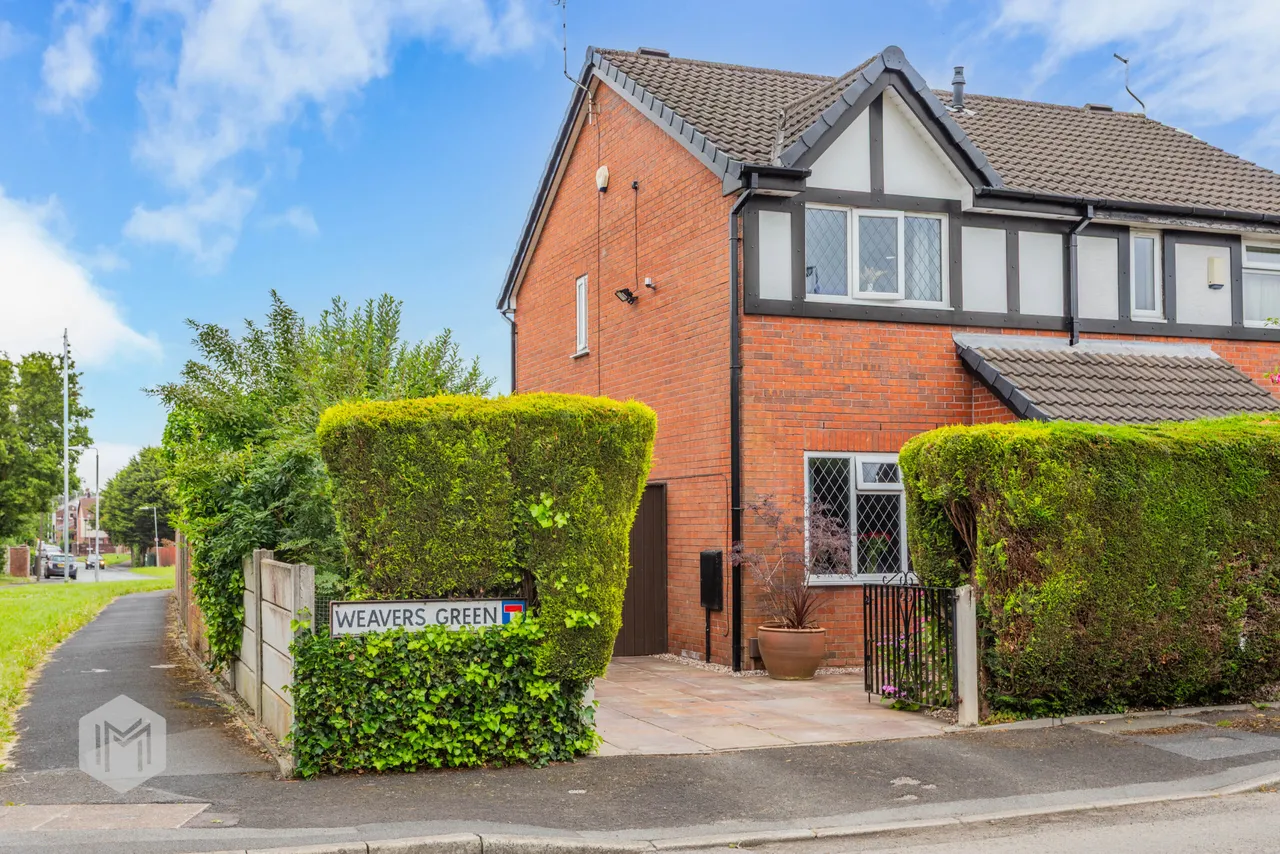 2 bed house for sale — Weavers Green, Farnworth, Bolton, BL4 9AY