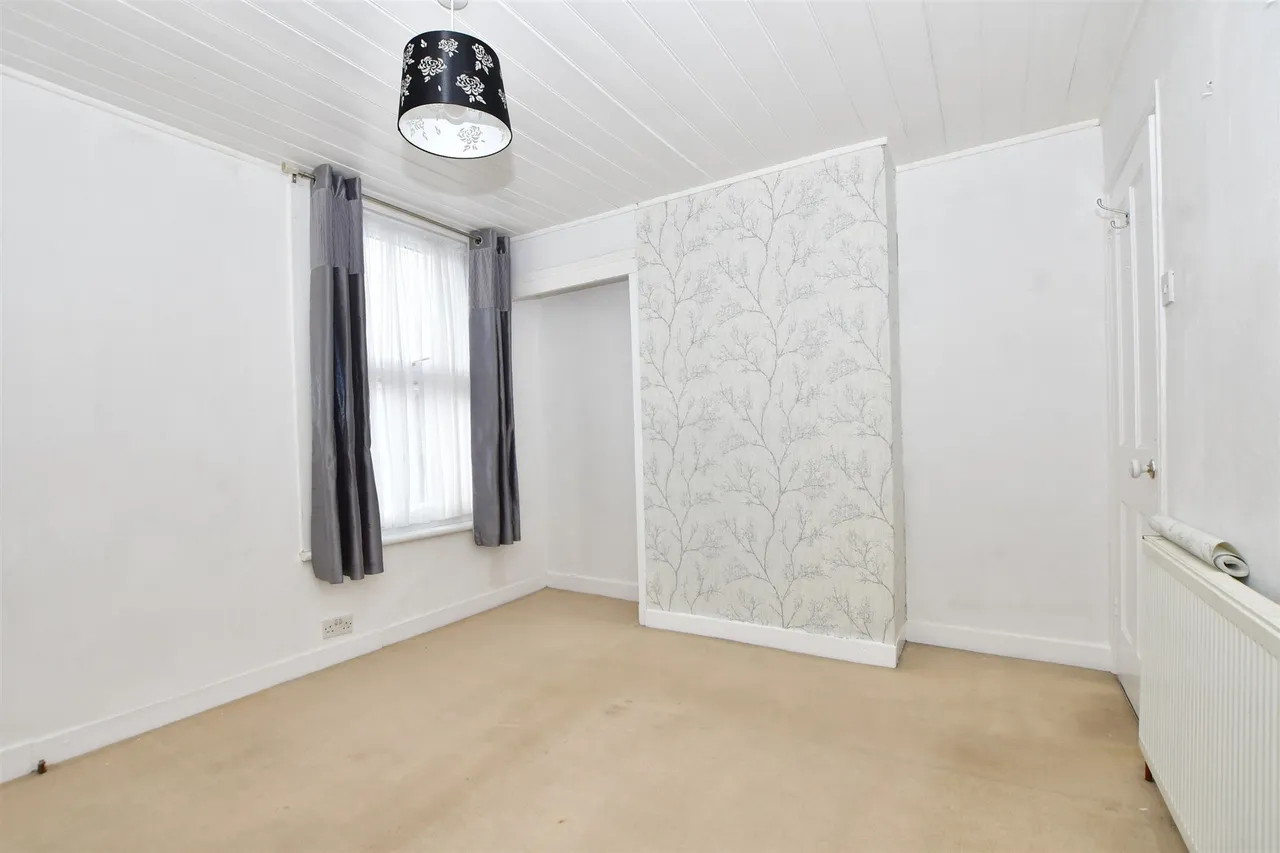 Mount Road, Borstal, ME1, photo 6