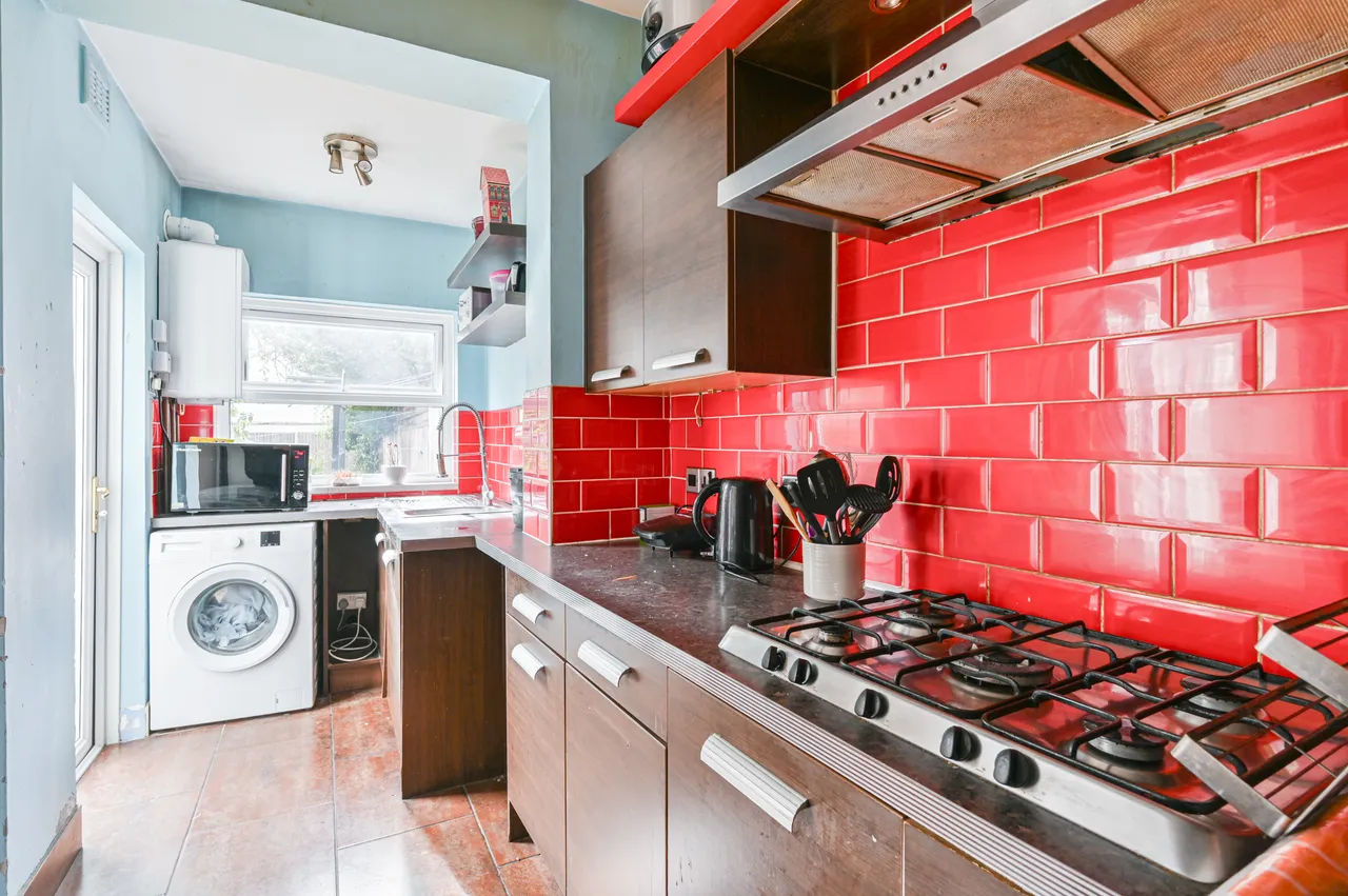 Dalmeny Avenue, London, photo 5