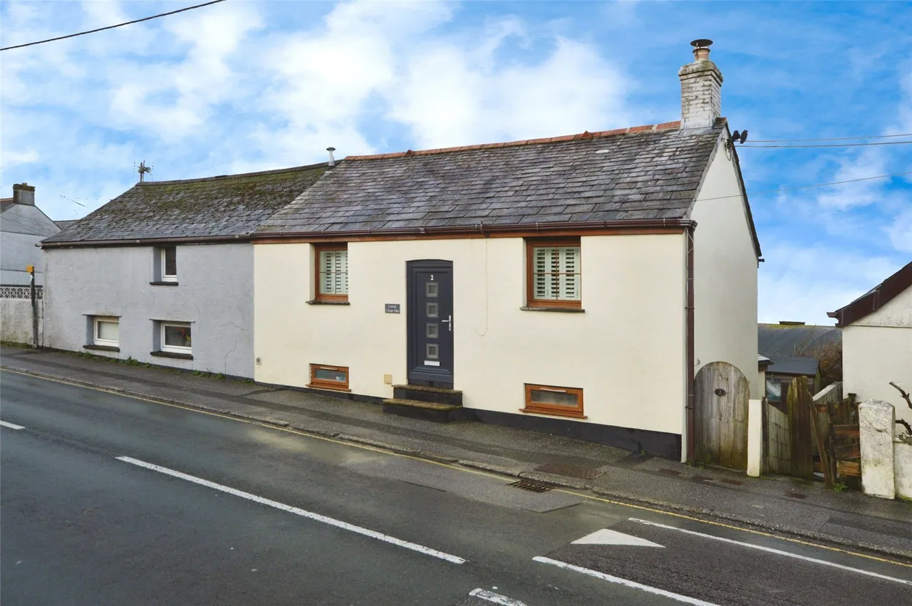 1 bed property to rent — Chapel Road, Indian Queens, St. Columb, Cornwall, TR9