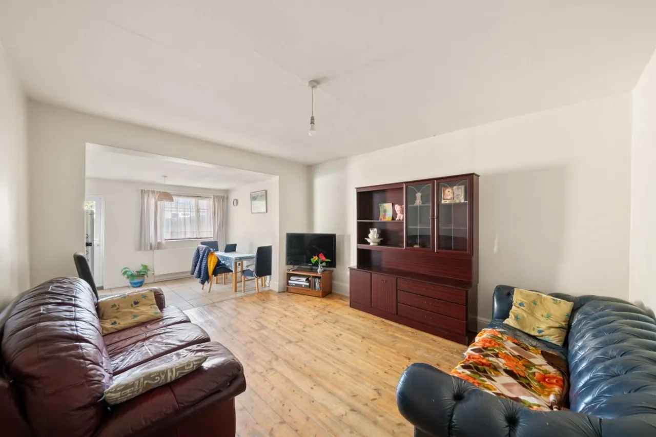 Station Road, Hayes, UB3, photo 4