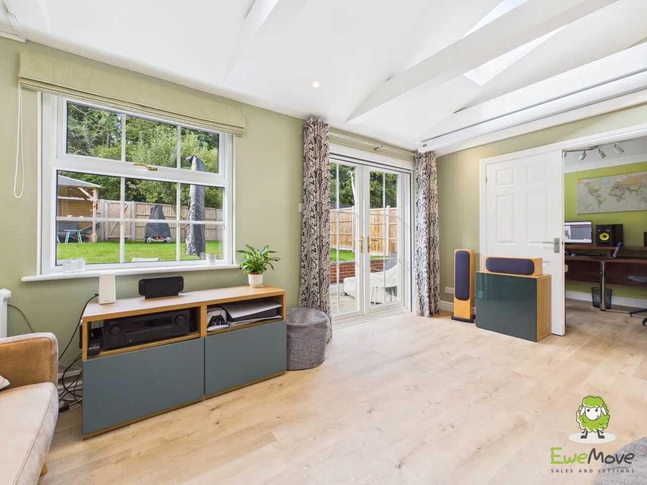 Mallard Close, Basingstoke, RG22, photo 13