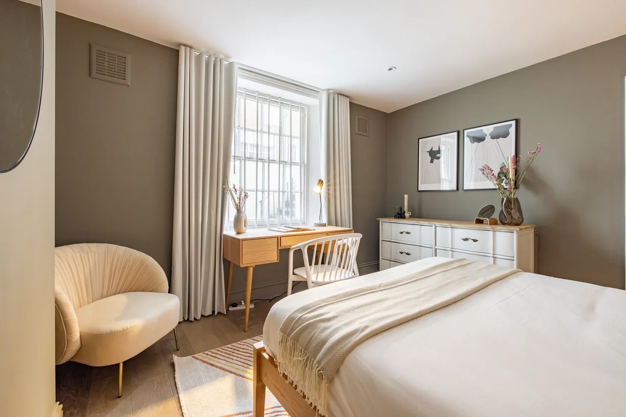 Gloucester Mews, Bayswater, W2, photo 9