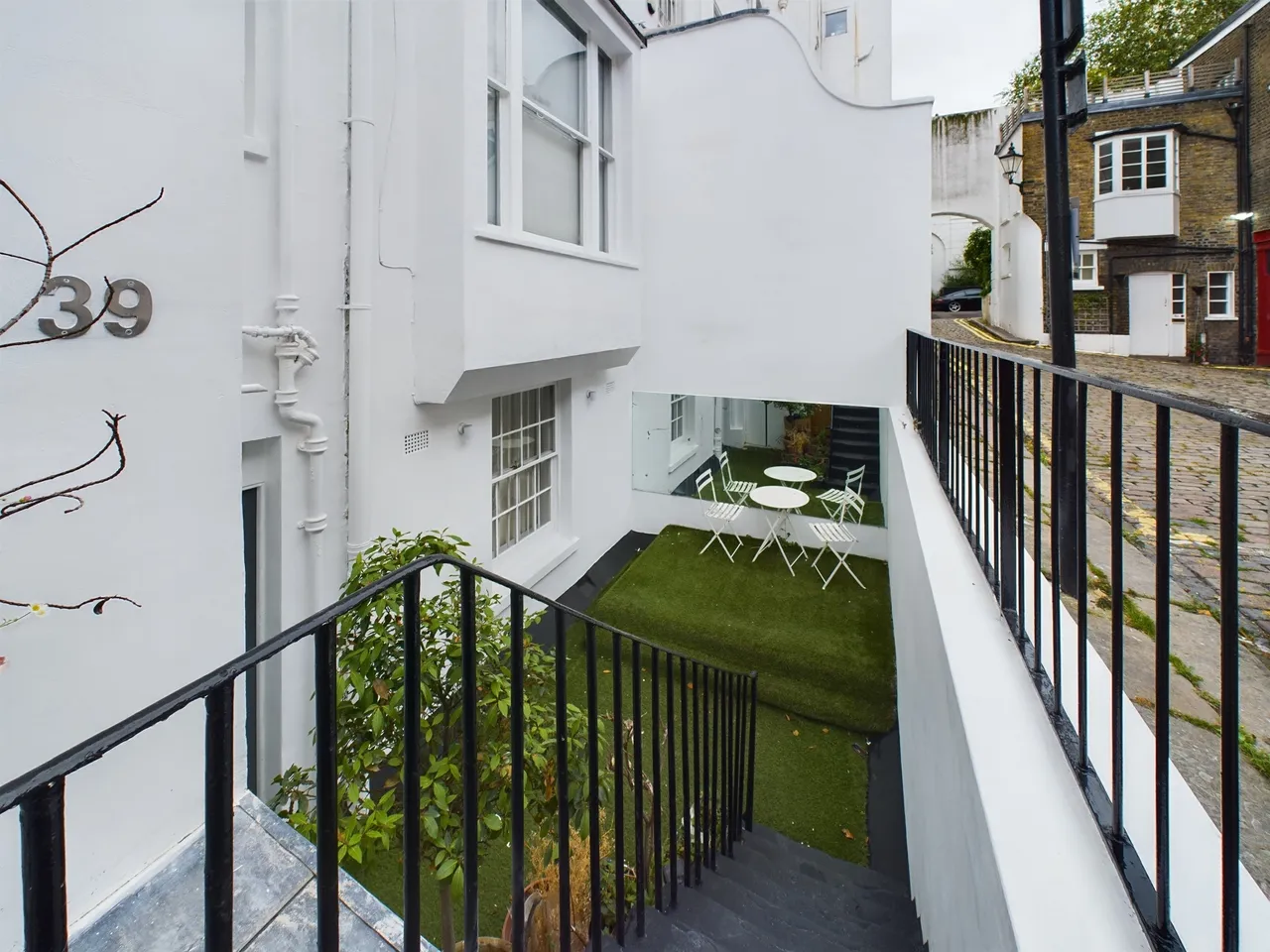 Gloucester Mews, Bayswater, W2, photo 26