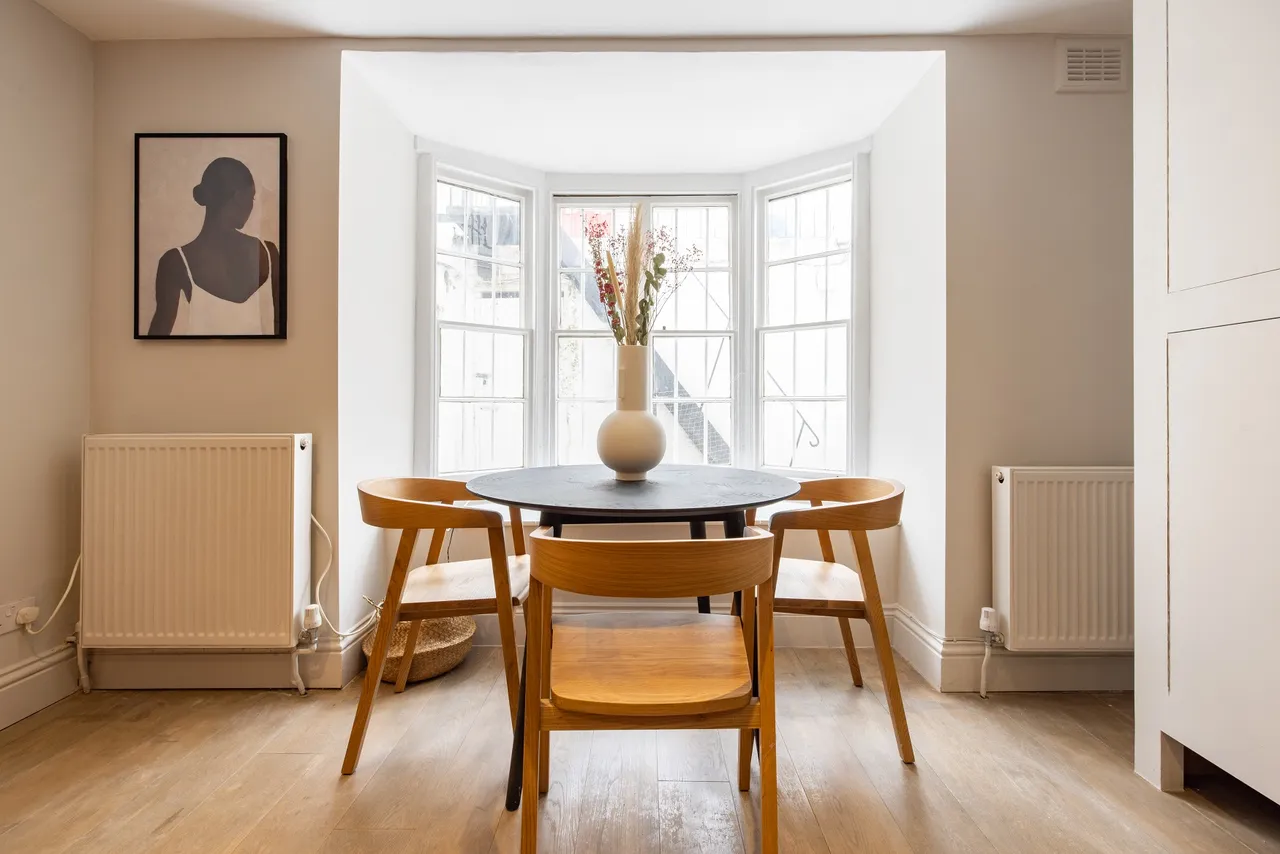 Gloucester Mews, Bayswater, W2, photo 4