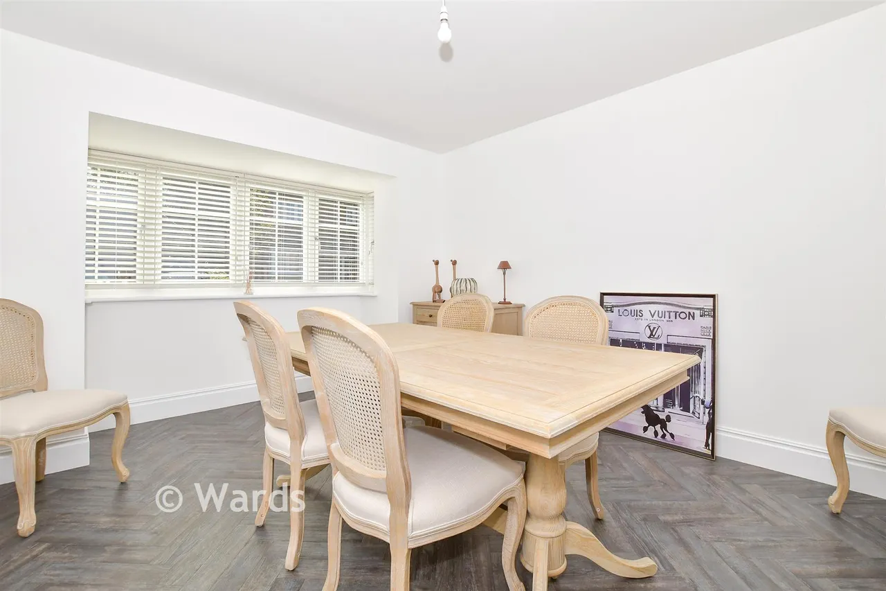 Chapel Garden Close, Kings Hill, ME19, photo 8