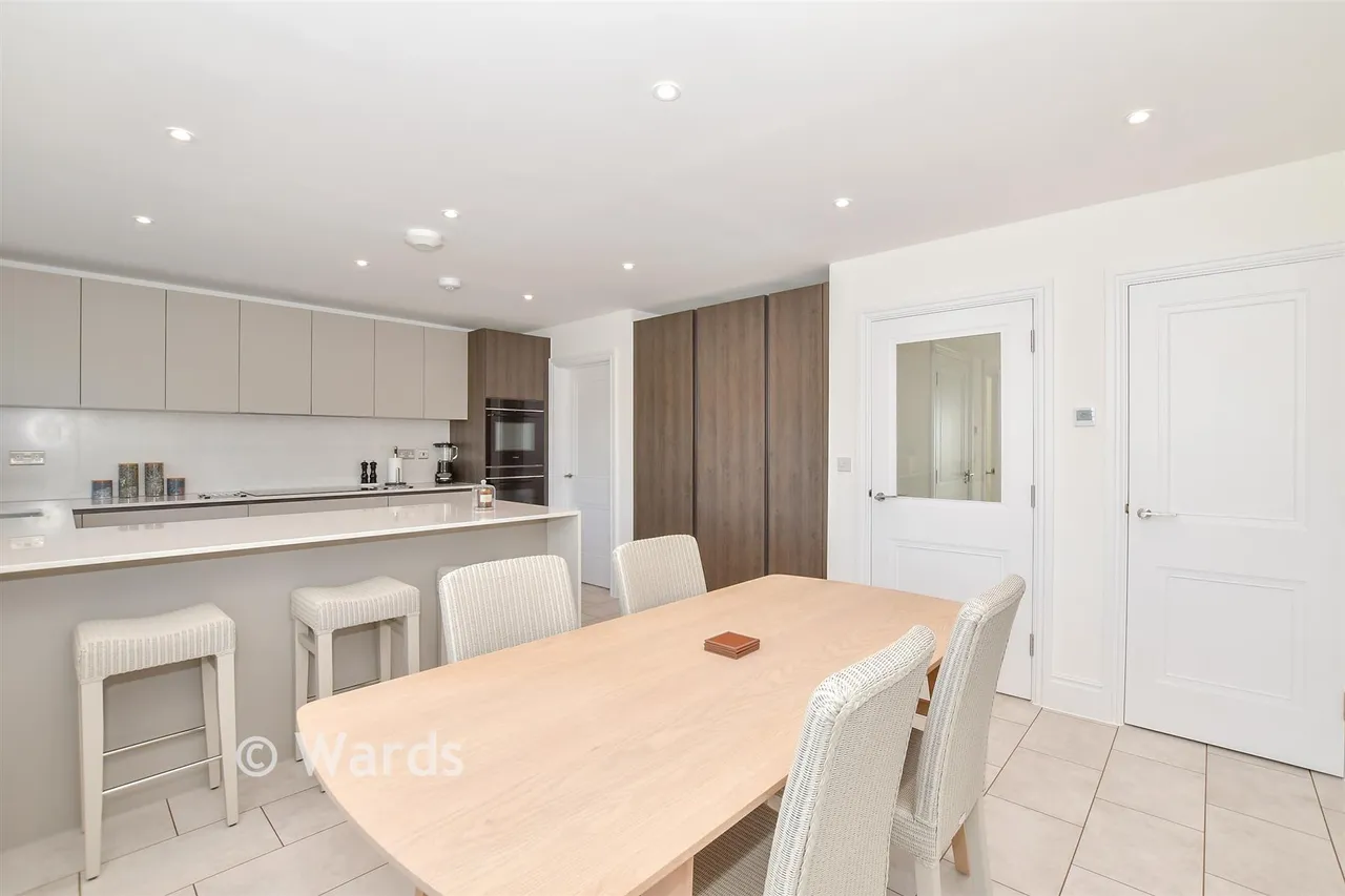 Chapel Garden Close, Kings Hill, ME19, photo 7