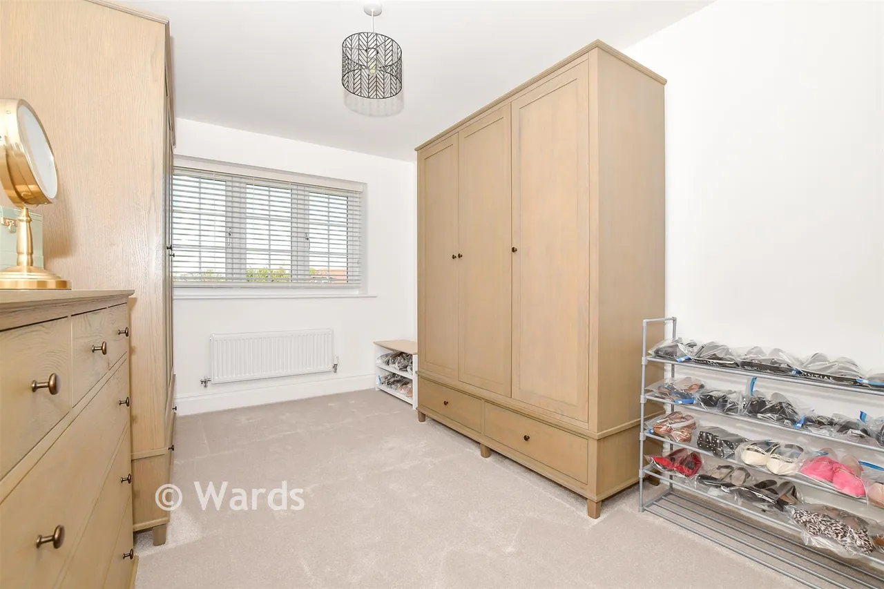 Chapel Garden Close, Kings Hill, ME19, photo 17