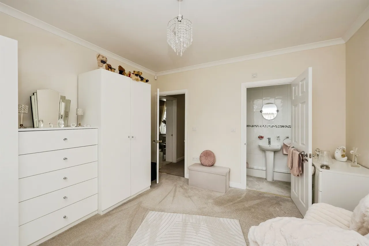 Bryntawe Road, Swansea, SA6, photo 10