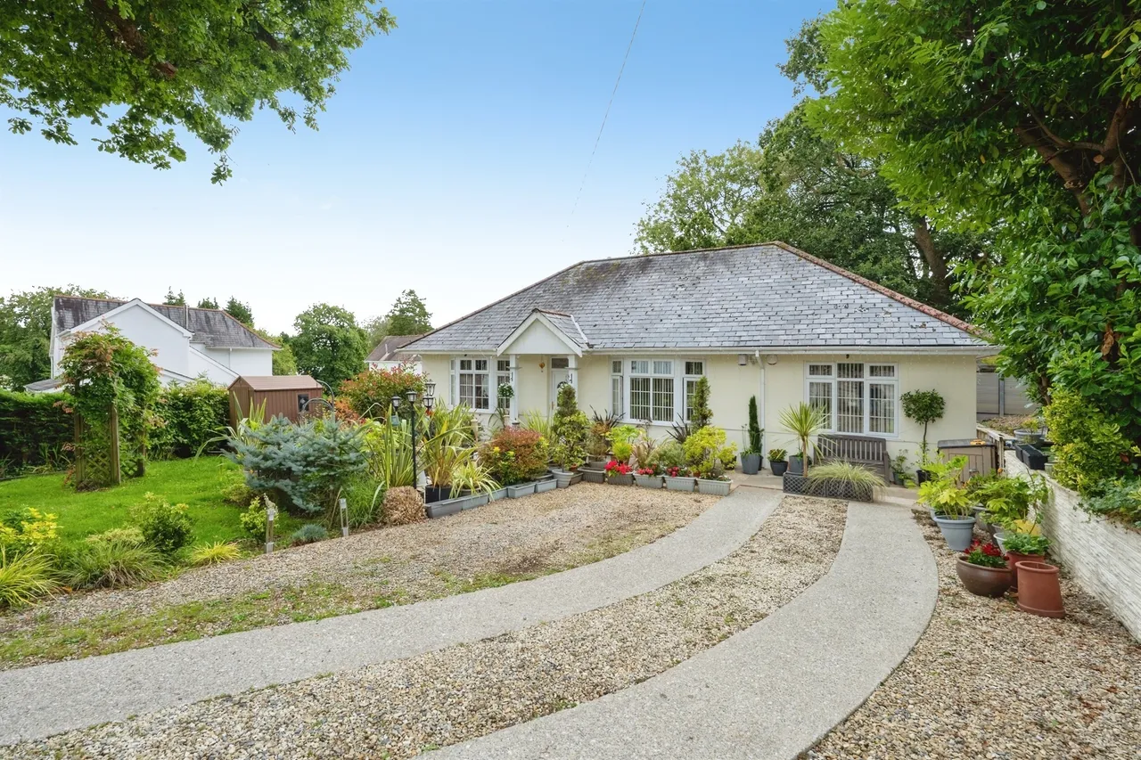 2 bed house for sale, Bryntawe Road, Swansea, SA6