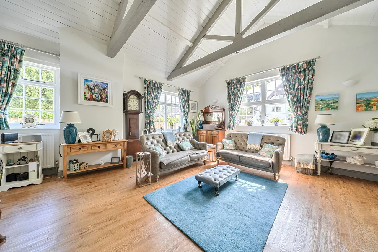 The Old School, Lees Hill, South Warnborough, RG29 1RW, photo 5