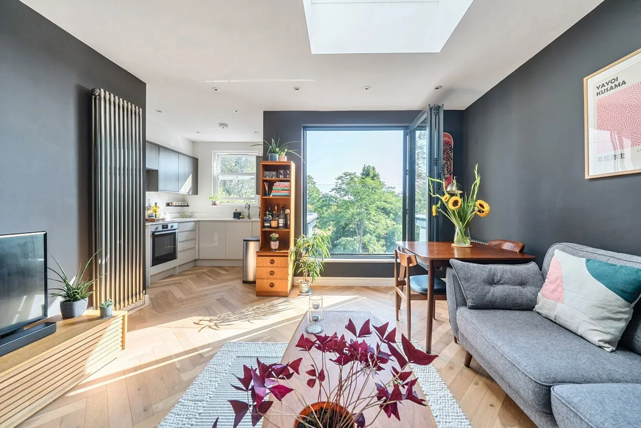 2 bed flat for sale — Auckland Road, Crystal Palace, London, SE19