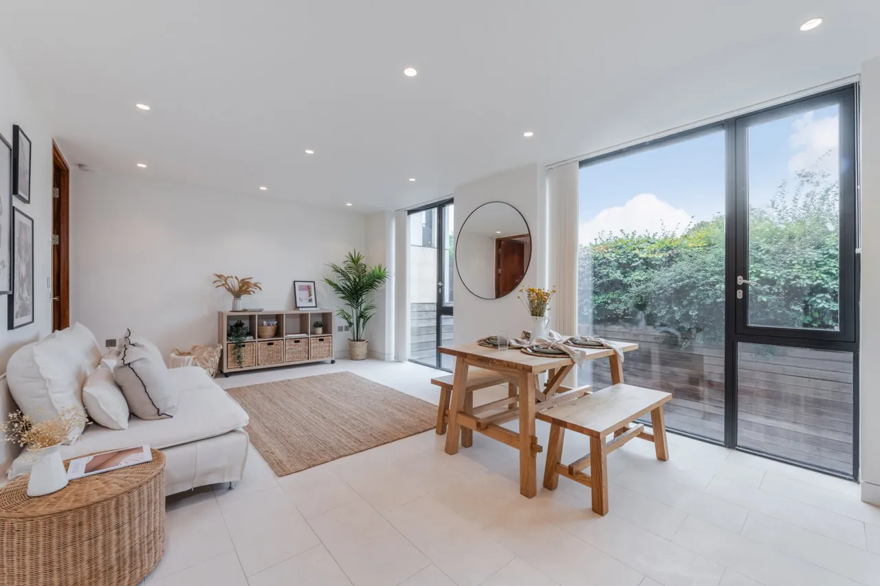 Latitude House, Oval Road, Primrose Hill, London, NW1 7EU, photo 2