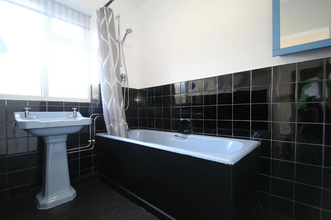 The Close, East Keswick, LS17, photo 6