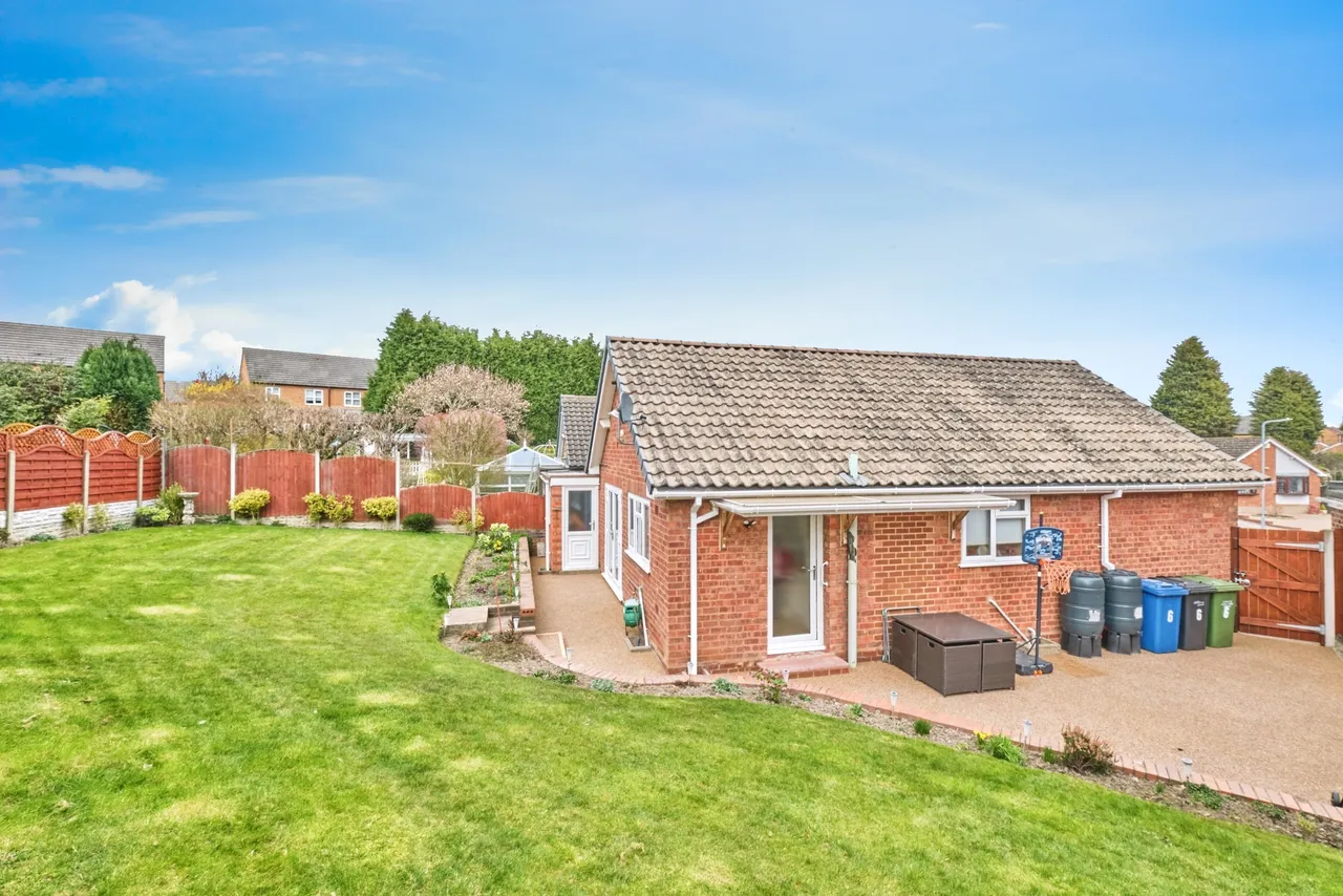 Highcliffe Road, Tamworth, Staffordshire, B77, photo 17