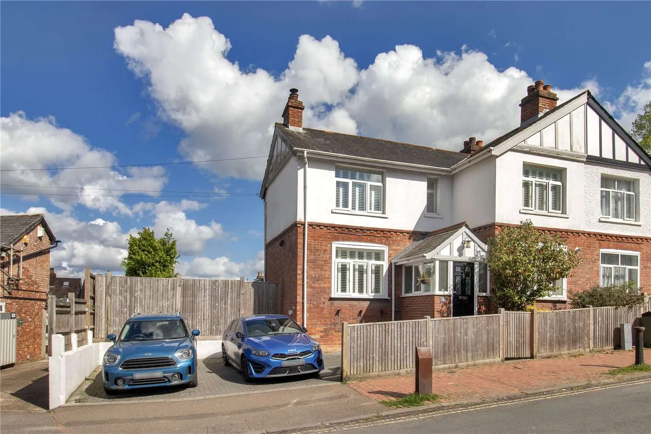 3 bed house for sale — Mereworth Road, Tunbridge Wells, Kent, TN4 9PL