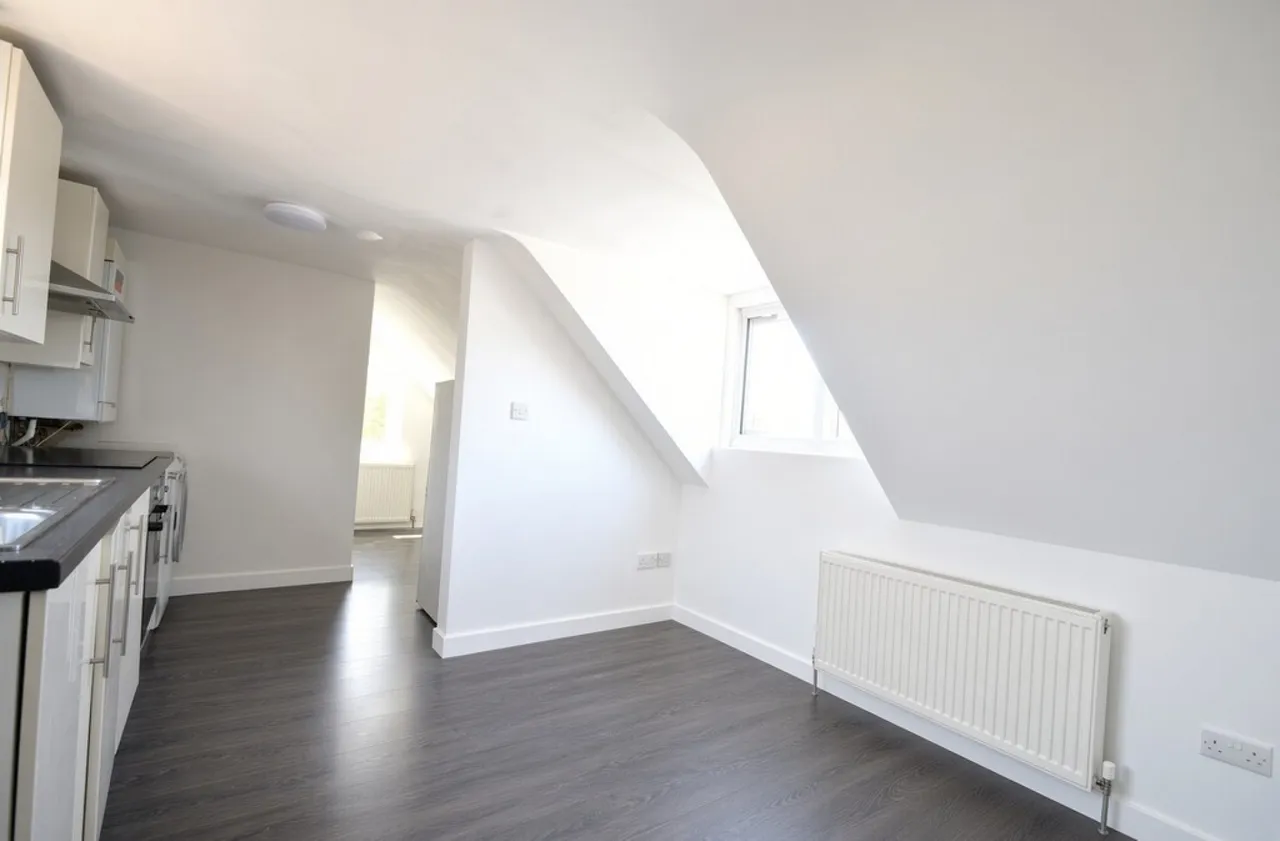 Chesterfield Road, photo 5