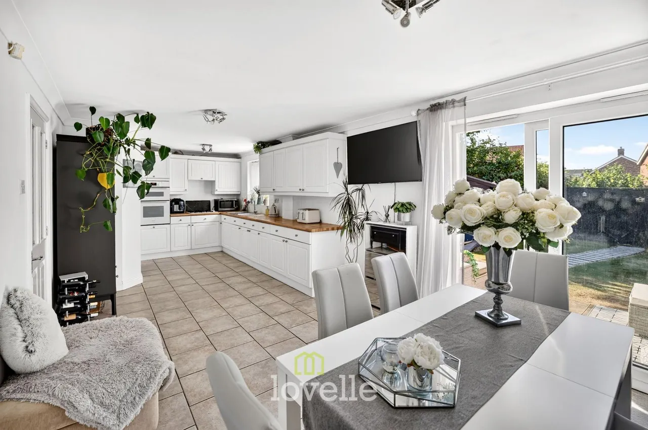 Newmarch Court, Scartho Top, DN33, photo 4