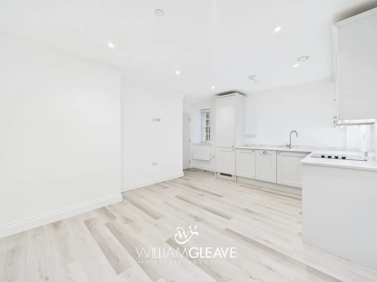Old Chester Road, Holywell, Clwyd, CH8 7SQ, photo 3