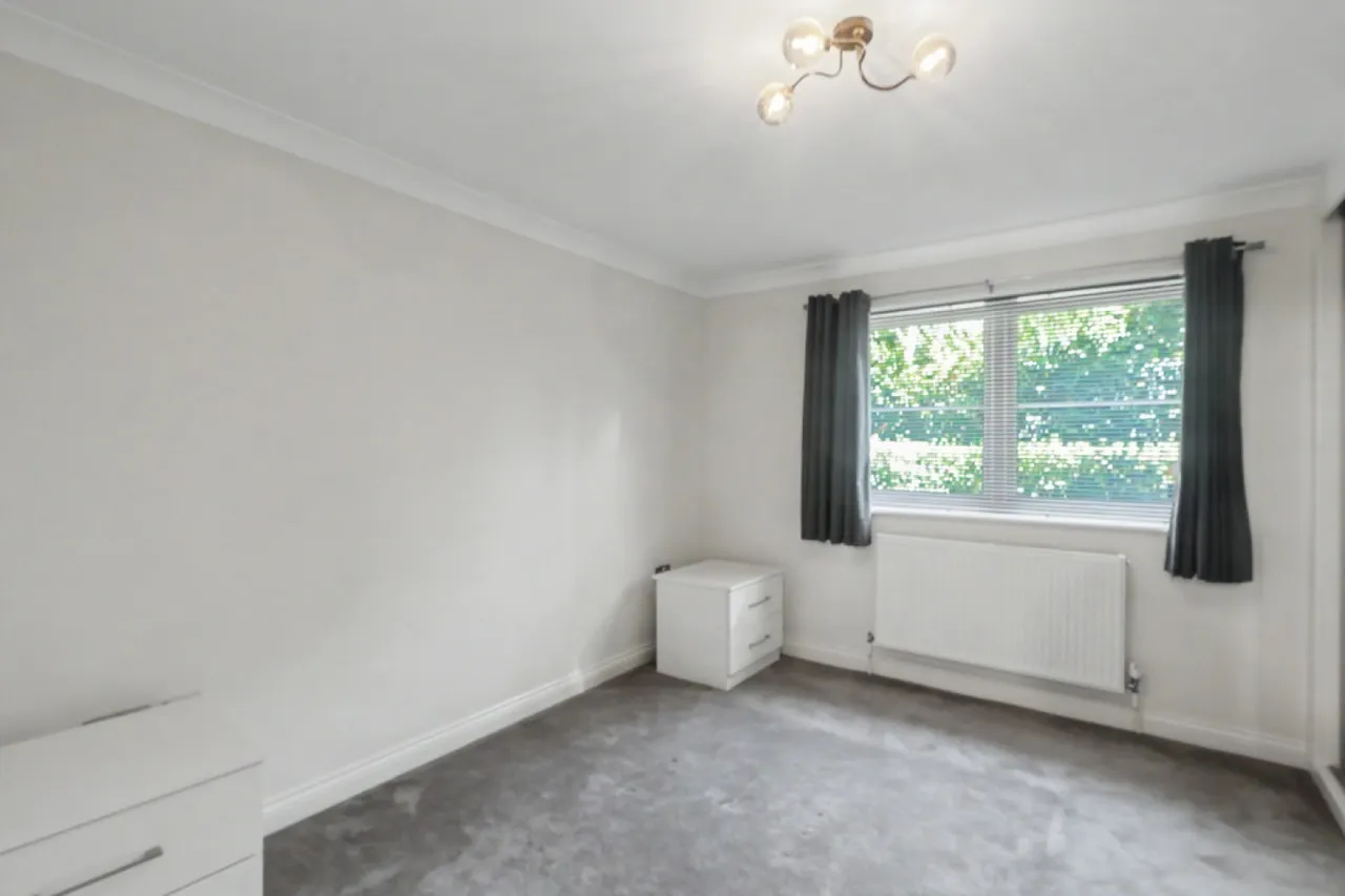 Park Court, Bournemouth Road, photo 8