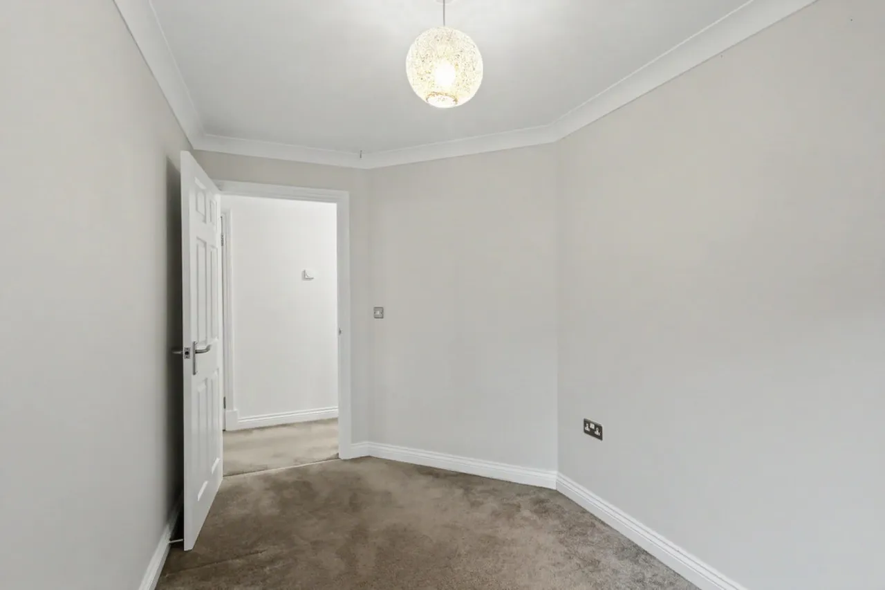 Park Court, Bournemouth Road, photo 10