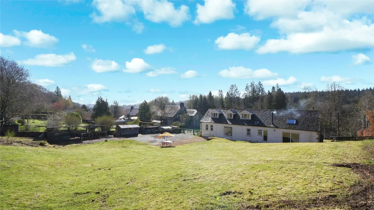 Balavulin, Lochard Road, Aberfoyle, Stirlingshire, FK8, photo 22