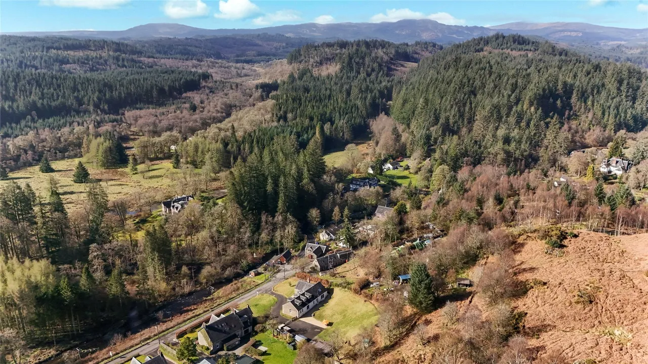 Balavulin, Lochard Road, Aberfoyle, Stirlingshire, FK8, photo 24