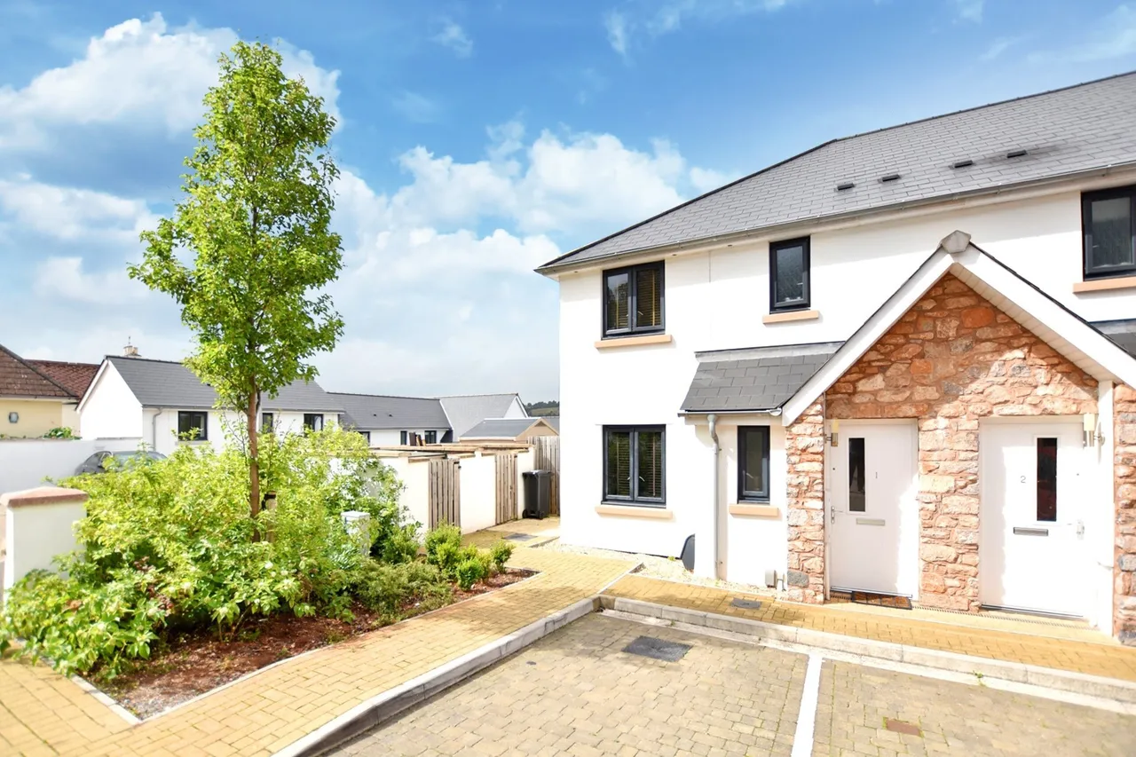 3 bed property for sale — Dell Court, Newton Abbot, Devon, TQ12