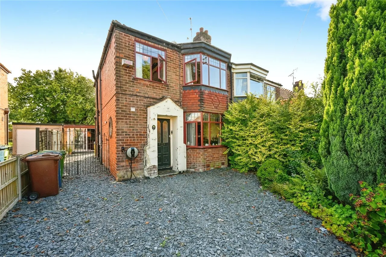 3 bed house for sale — Charnley Road, Stafford, Staffordshire, ST16