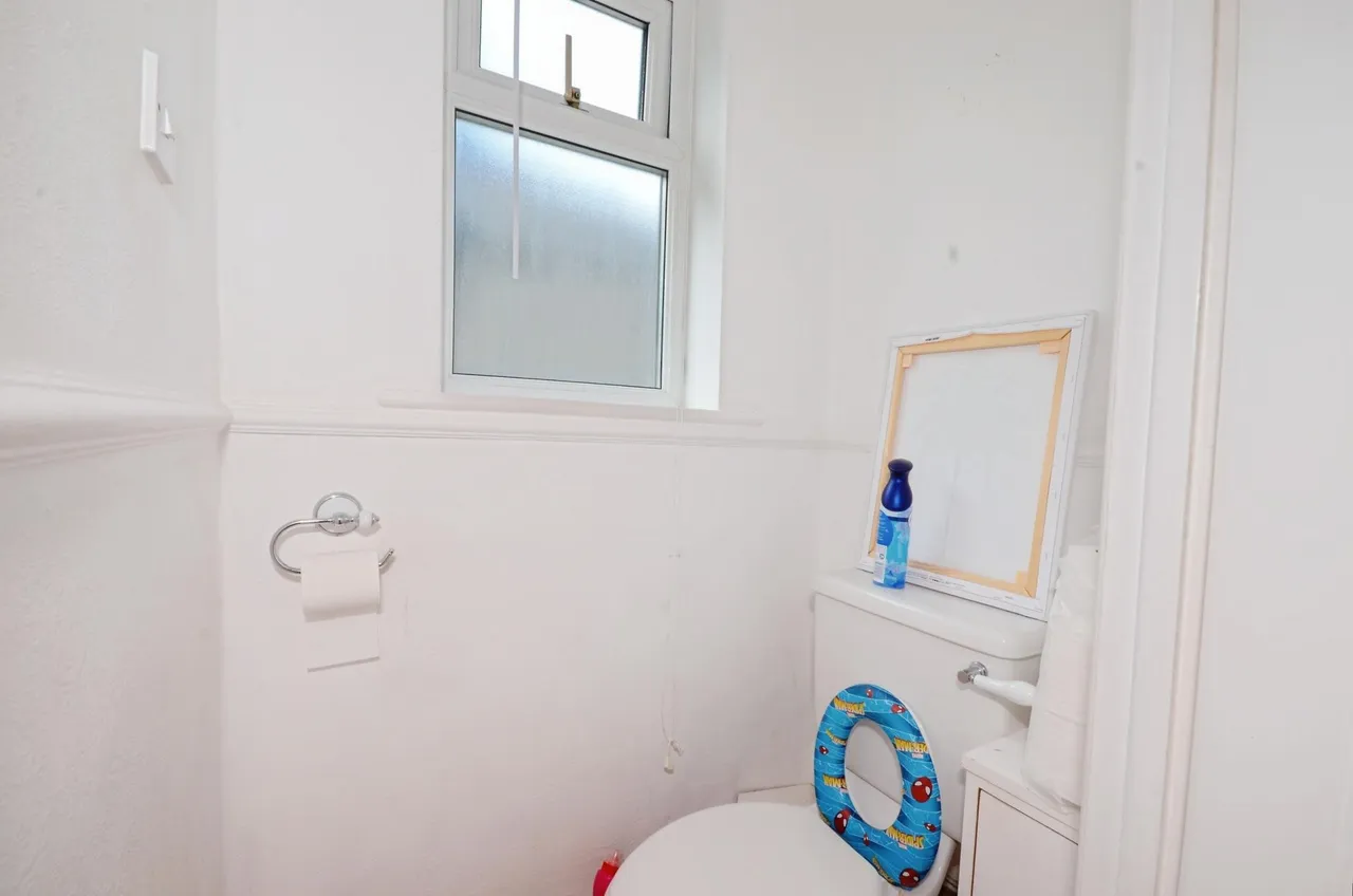 Islip Manor Road, Northolt, UB5, photo 5