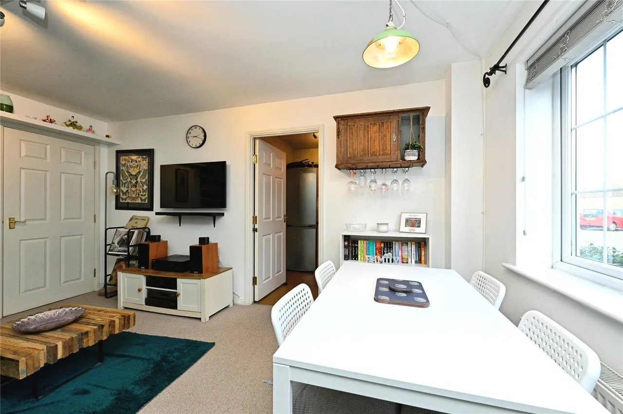 Tyrrell Crescent, South Wootton, King's Lynn, Norfolk, PE30, photo 6