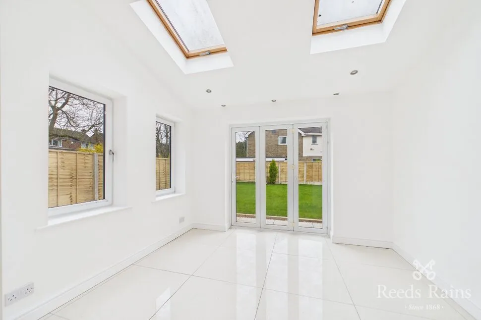 Street Lane, Gildersome, Leeds, LS27, photo 5