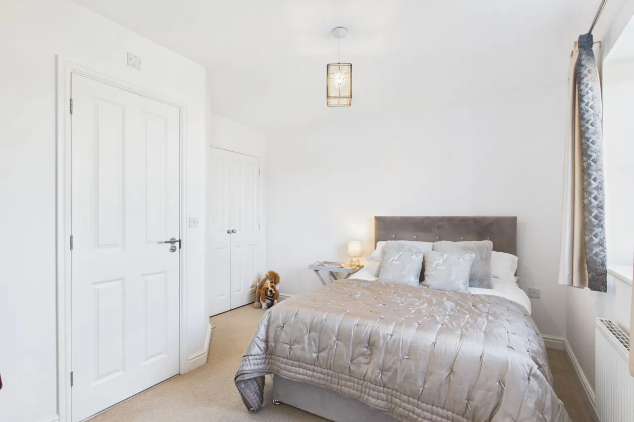 Derwent Way, Spalding, PE11, photo 10