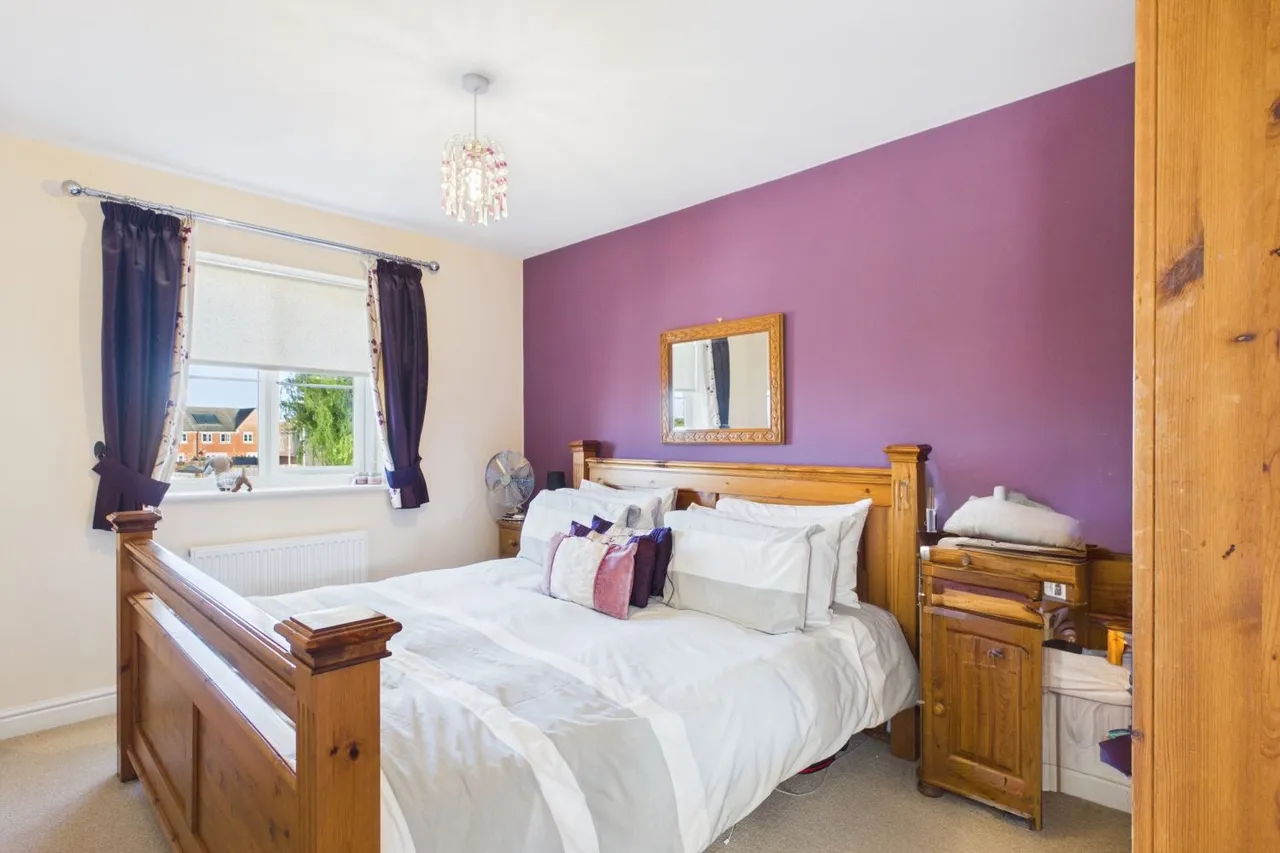 Derwent Way, Spalding, PE11, photo 16