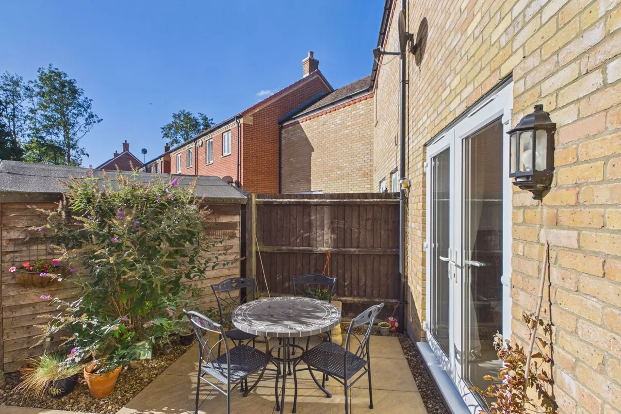 Derwent Way, Spalding, PE11, photo 17