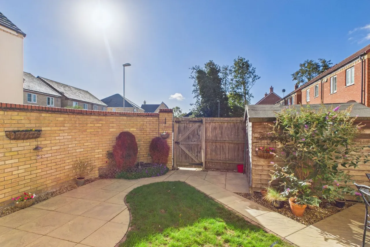 Derwent Way, Spalding, PE11, photo 18