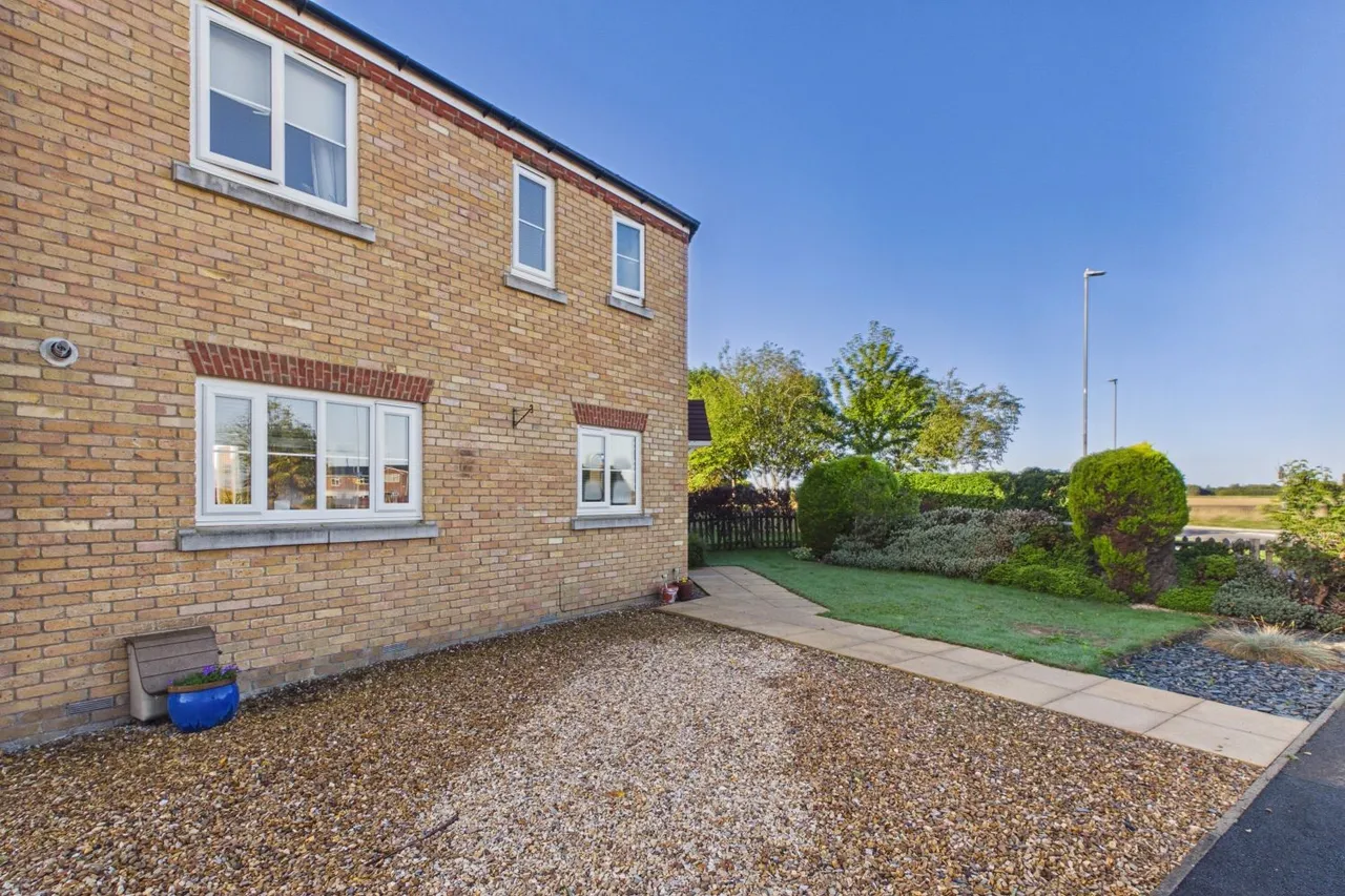 Derwent Way, Spalding, PE11, photo 21
