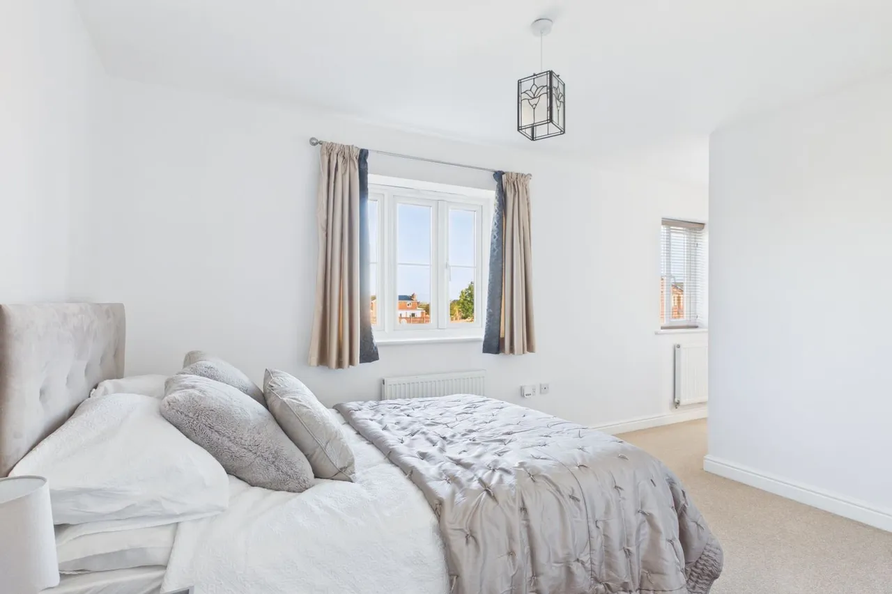 Derwent Way, Spalding, PE11, photo 11