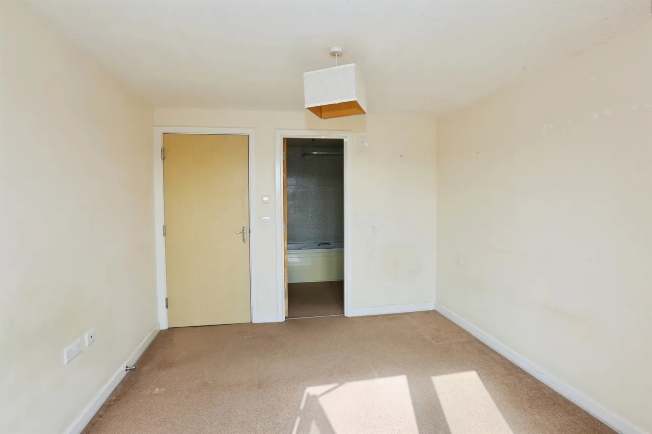 Quay Street, Fareham, PO16, photo 17