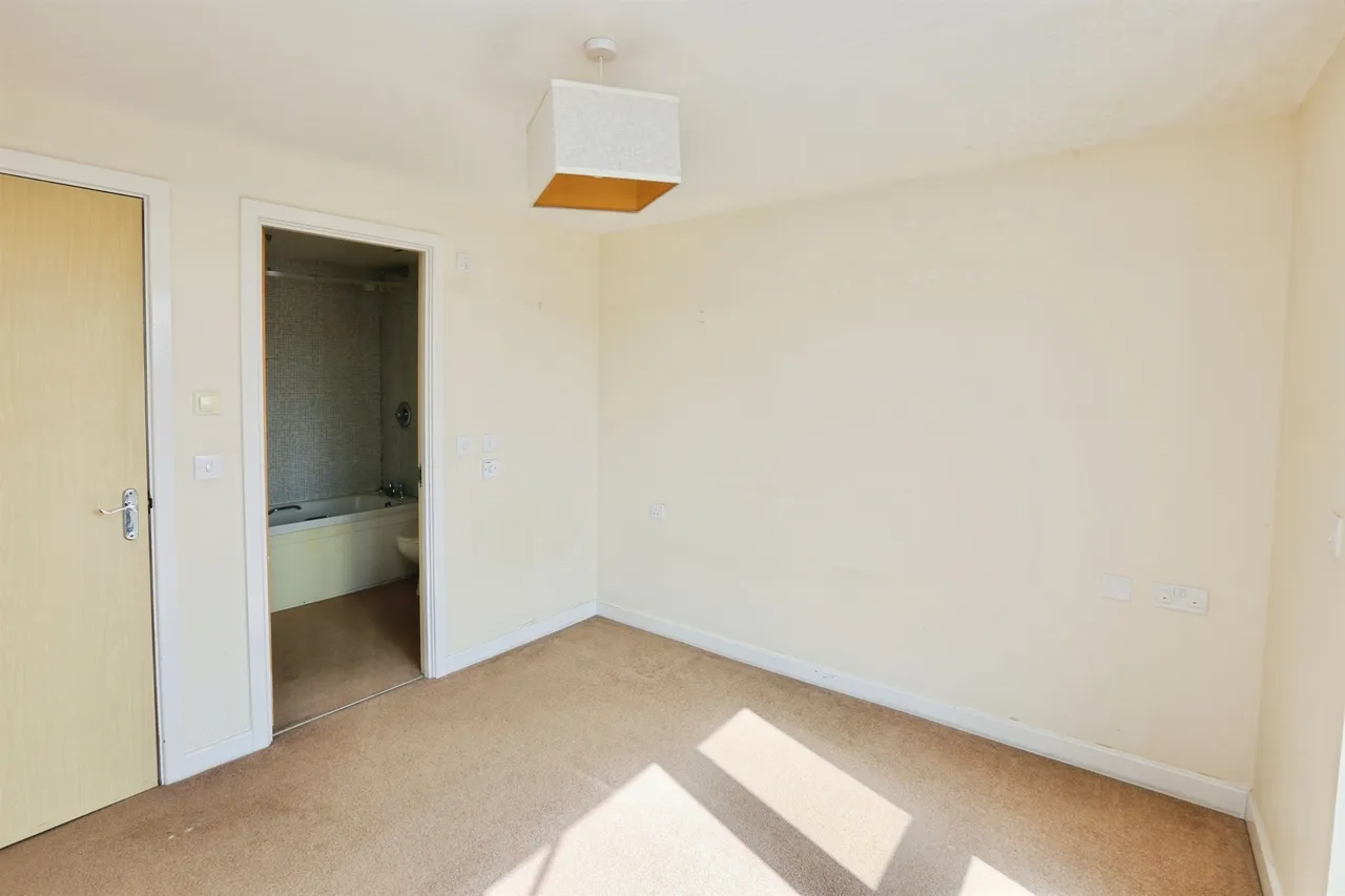 Quay Street, Fareham, PO16, photo 18