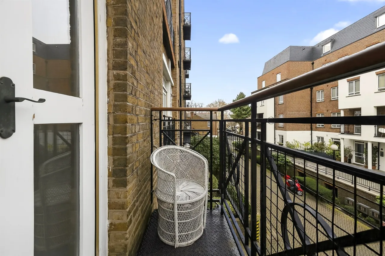 Heathfield Terrace, London, W4, photo 9