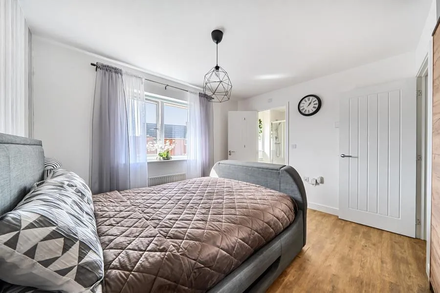 Olympia Way, Aylesbury, HP18, photo 12
