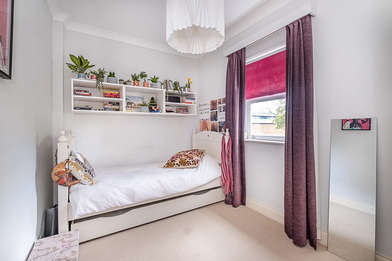 Model Cottages, London, SW14, photo 14