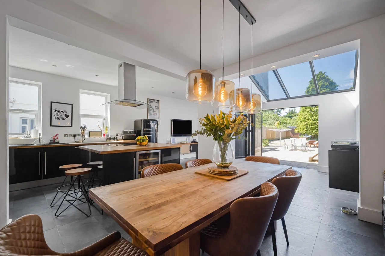 4 bed house for sale, Thornhill Road, Cardiff, CF14